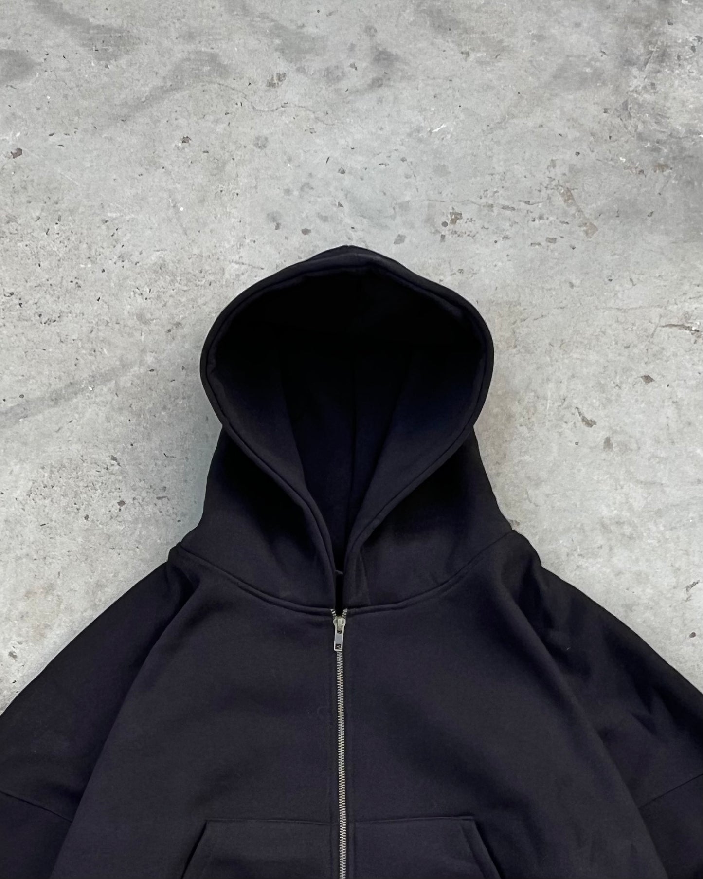 BLACK LEGACY ZIP-UP