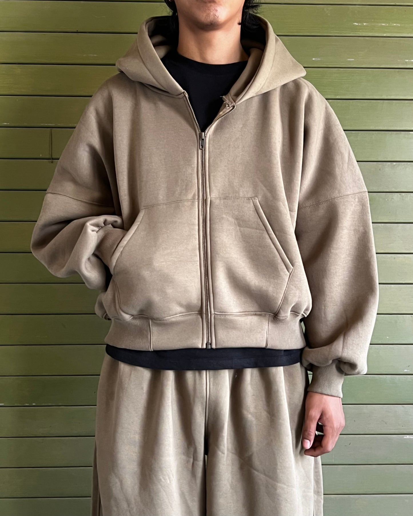 KHAKI LEGACY ZIP-UP